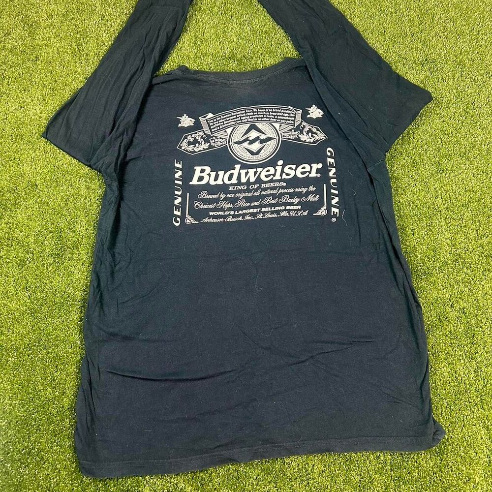 Billabong Men's Navy and Black T-shirt